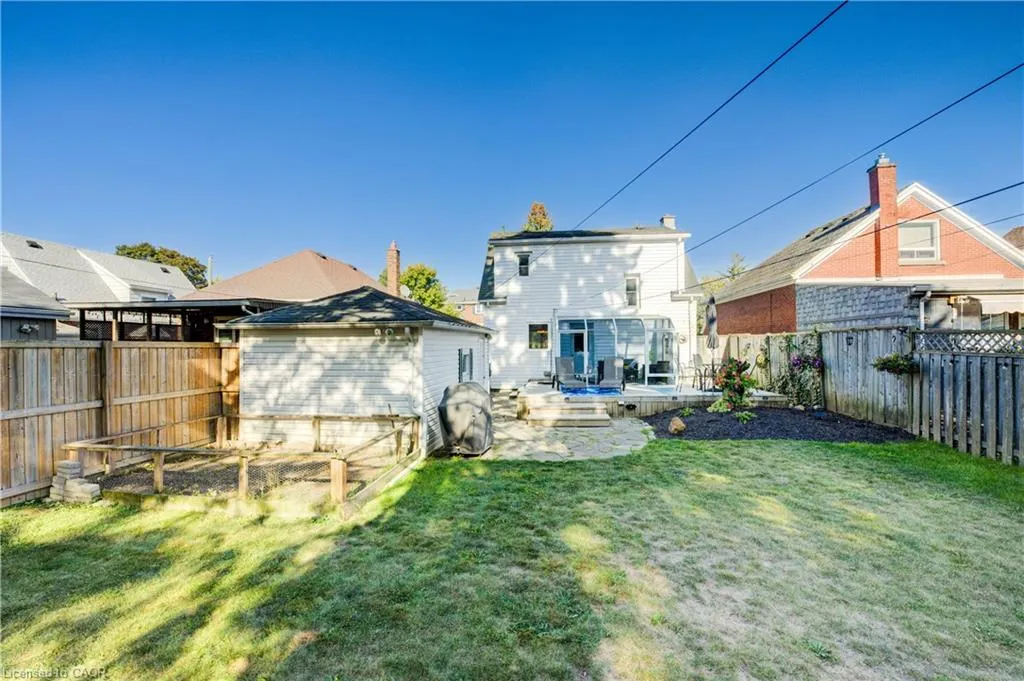 39 Dunham Avenue