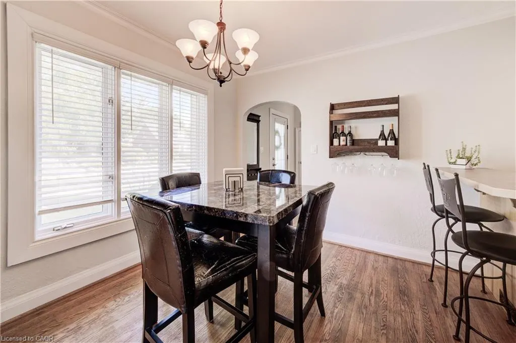 39 Dunham Avenue
