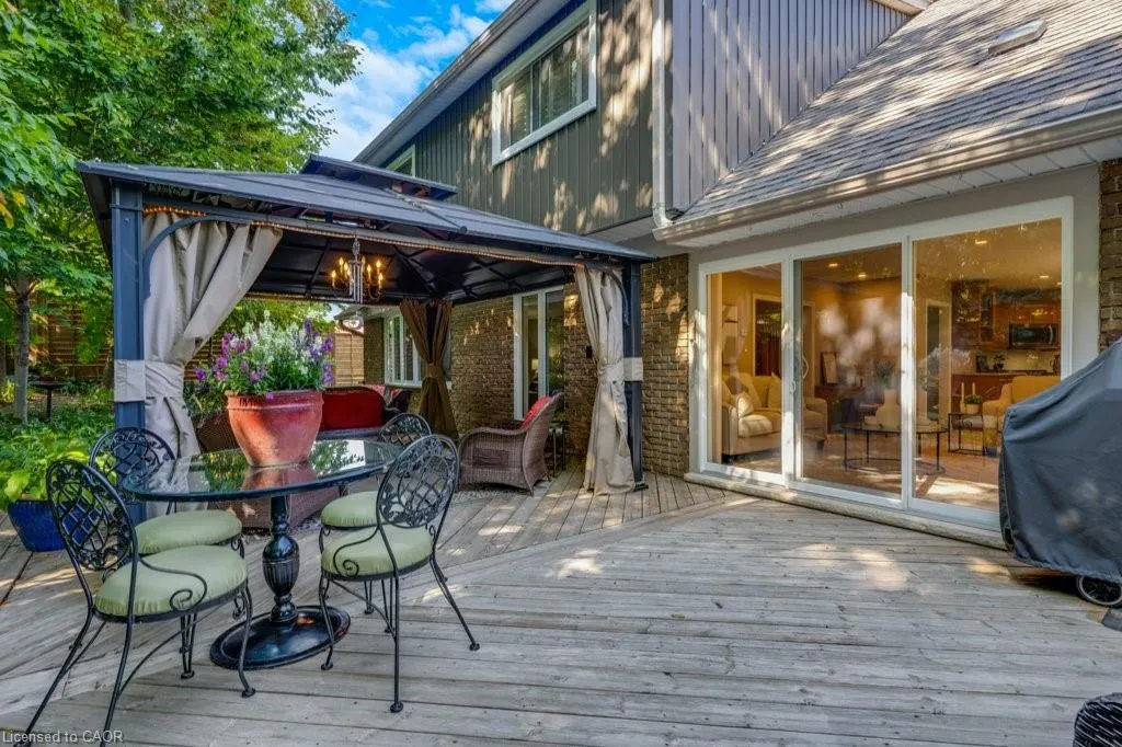 173 Ripplewood Crescent
