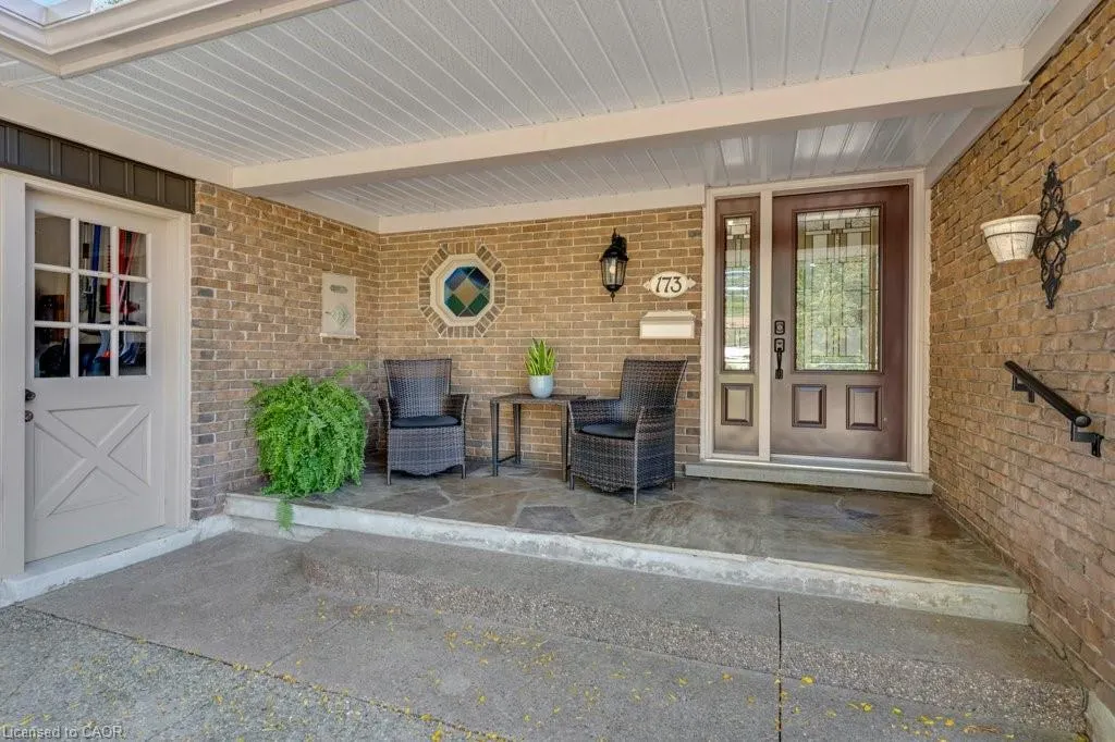 173 Ripplewood Crescent
