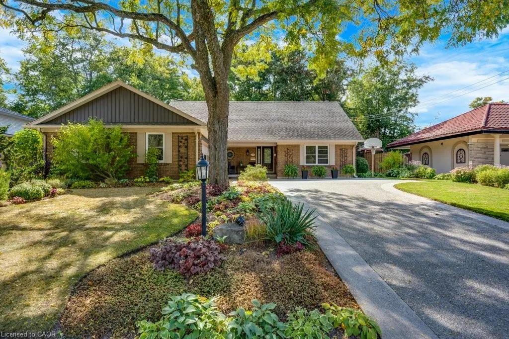 173 Ripplewood Crescent