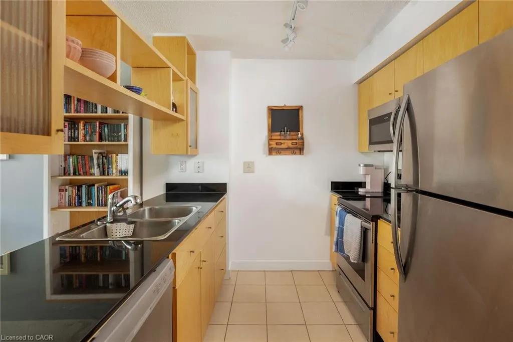 397 Front Street, #605