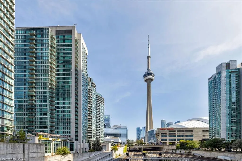 397 Front Street, #605