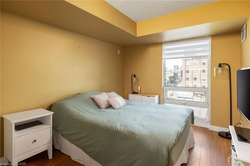 397 Front Street, #605