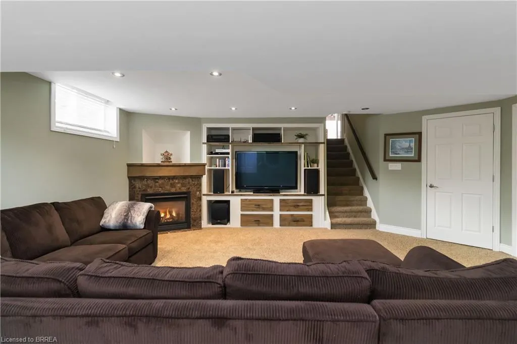 42 Sandpiper Drive