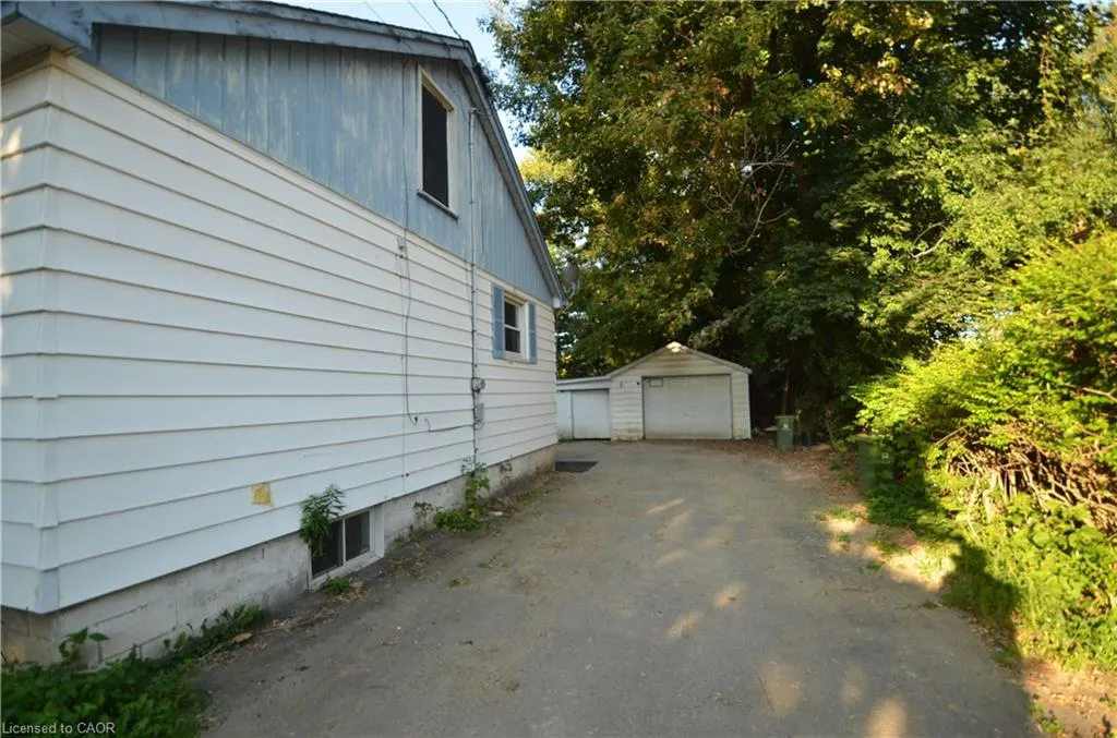 490 Springbrook Avenue