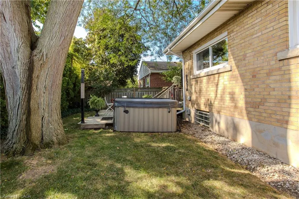 1420 Alfred Crescent