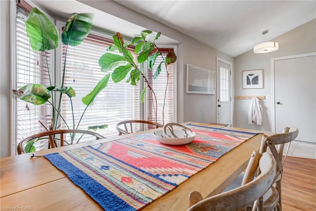 104 Homeview Place