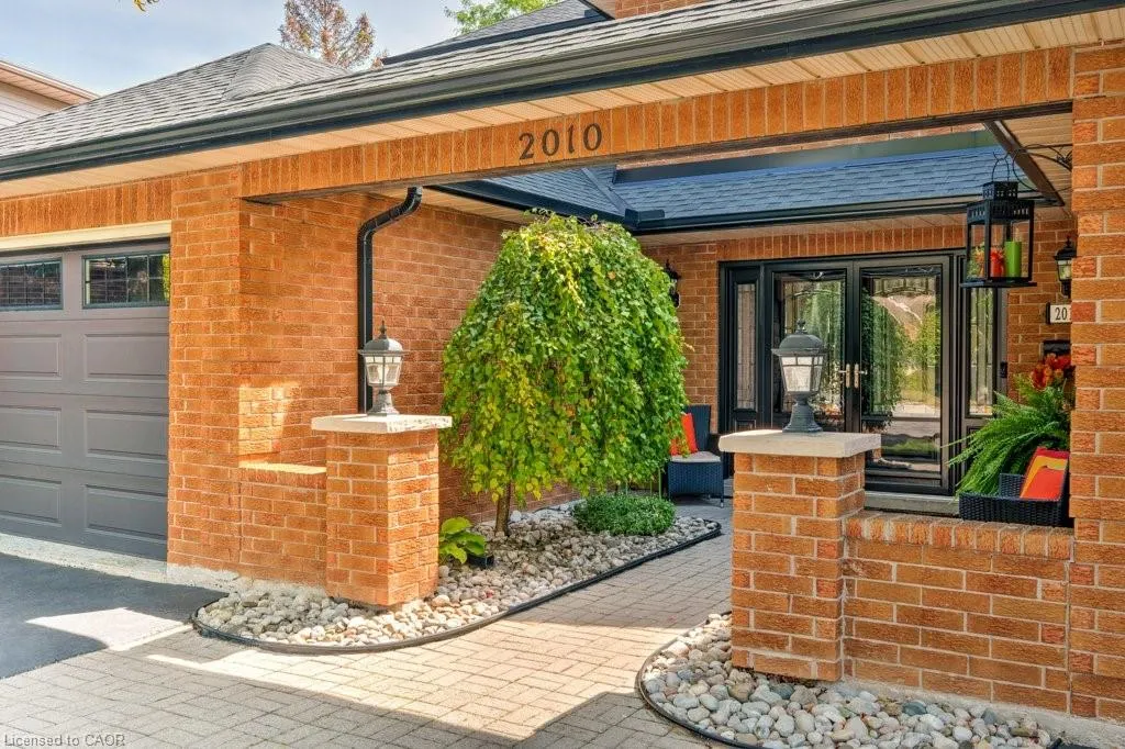 2010 Windy Oaks Drive