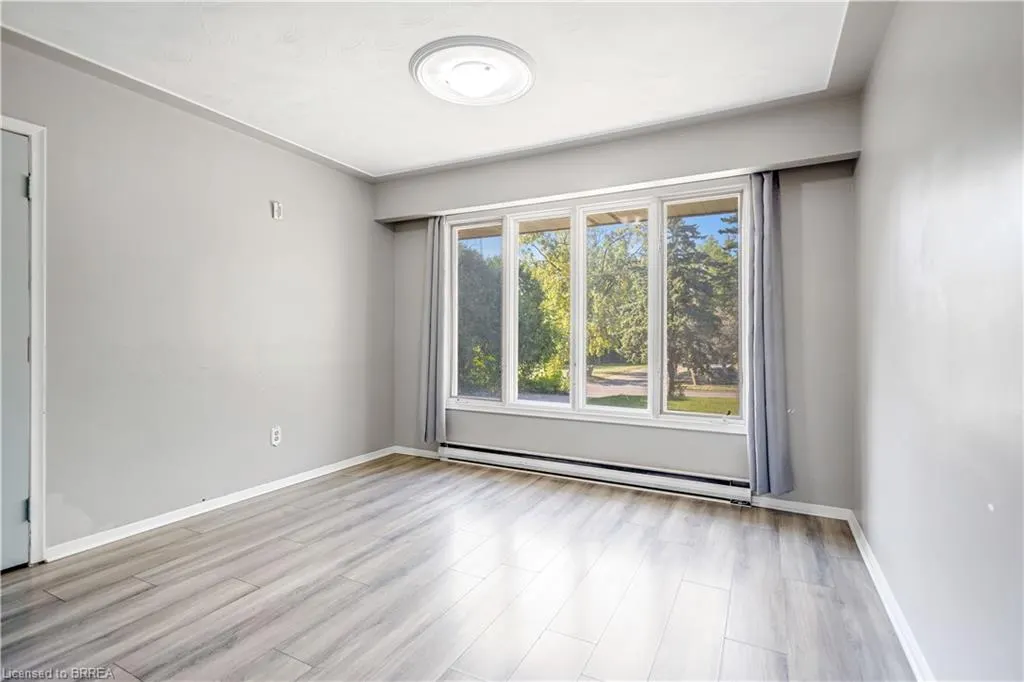 10 Harris Avenue