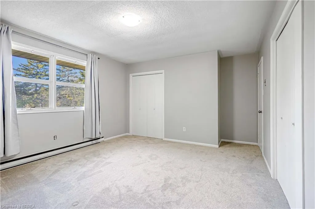10 Harris Avenue