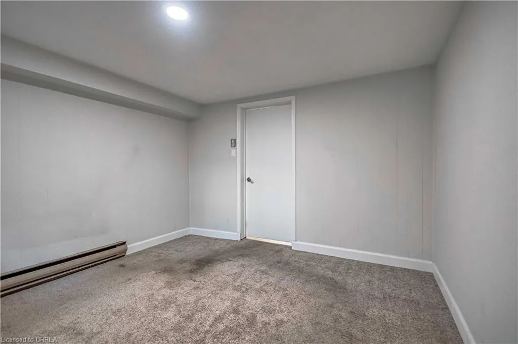 10 Harris Avenue