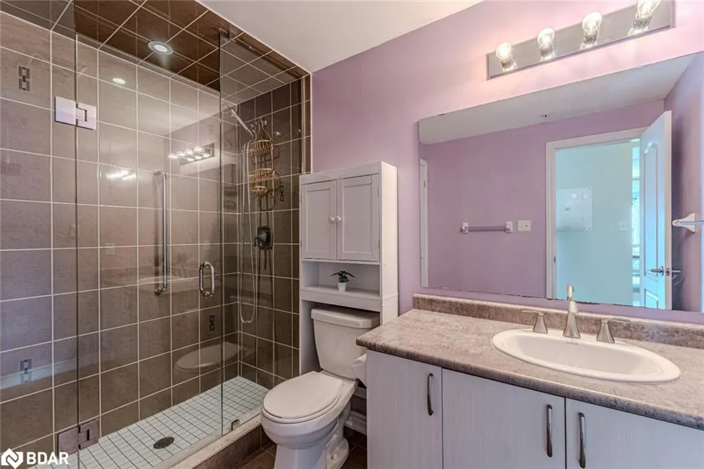 40 Ferndale Drive S, #402