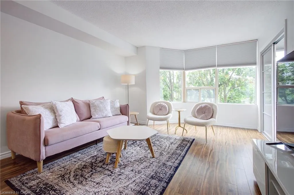 1270 Maple Crossing Boulevard, #306