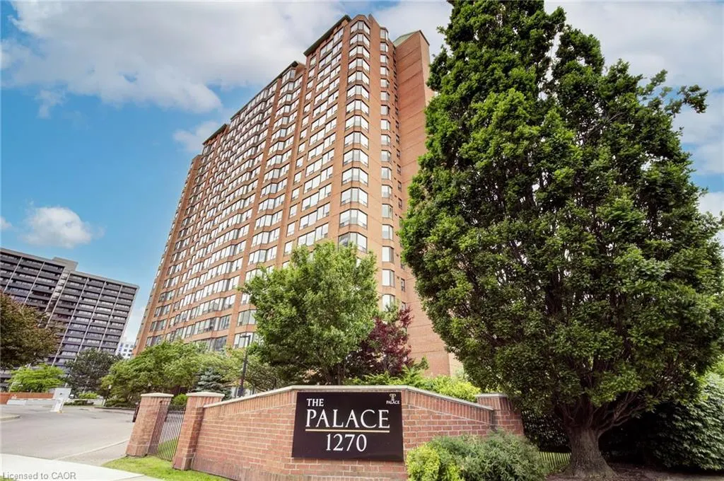 1270 Maple Crossing Boulevard, #306