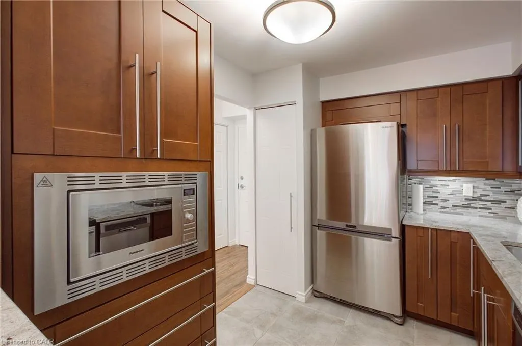 1270 Maple Crossing Boulevard, #306