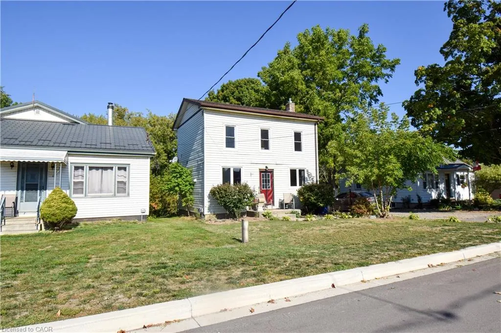 39 Young Street