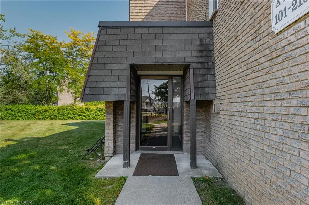 41 Rykert Street, #103