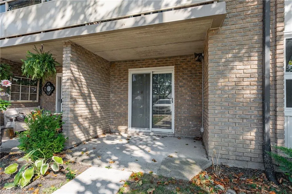 41 Rykert Street, #103