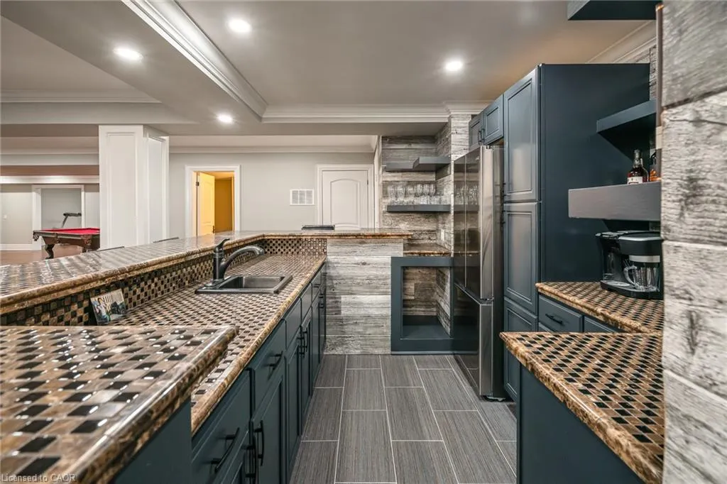 7 Sandalwood Crescent