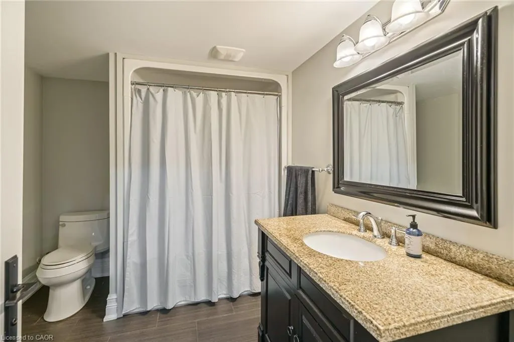 7 Sandalwood Crescent