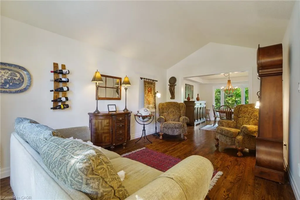 3 Maplehurst Ridge