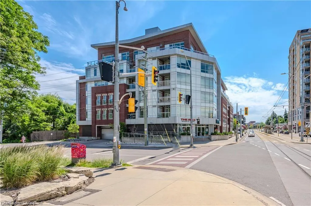 188 King Street S, #209