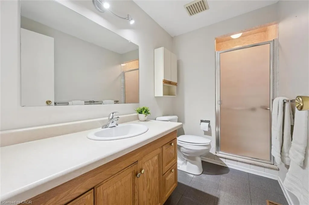 15 Jodi Place