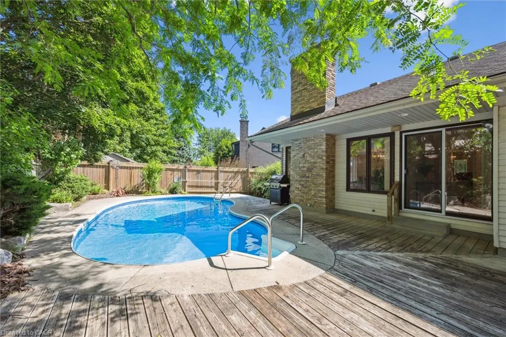 15 Jodi Place