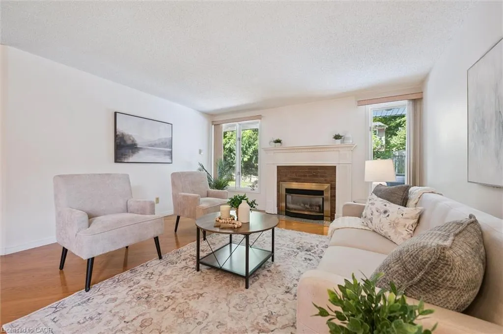 15 Jodi Place