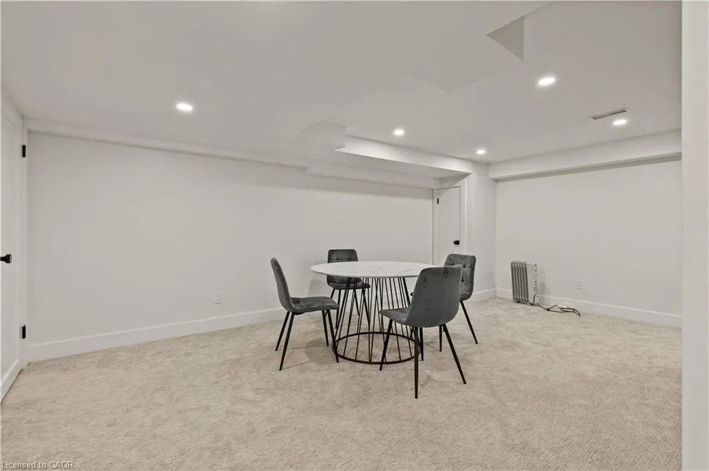 514 Oxbow Road