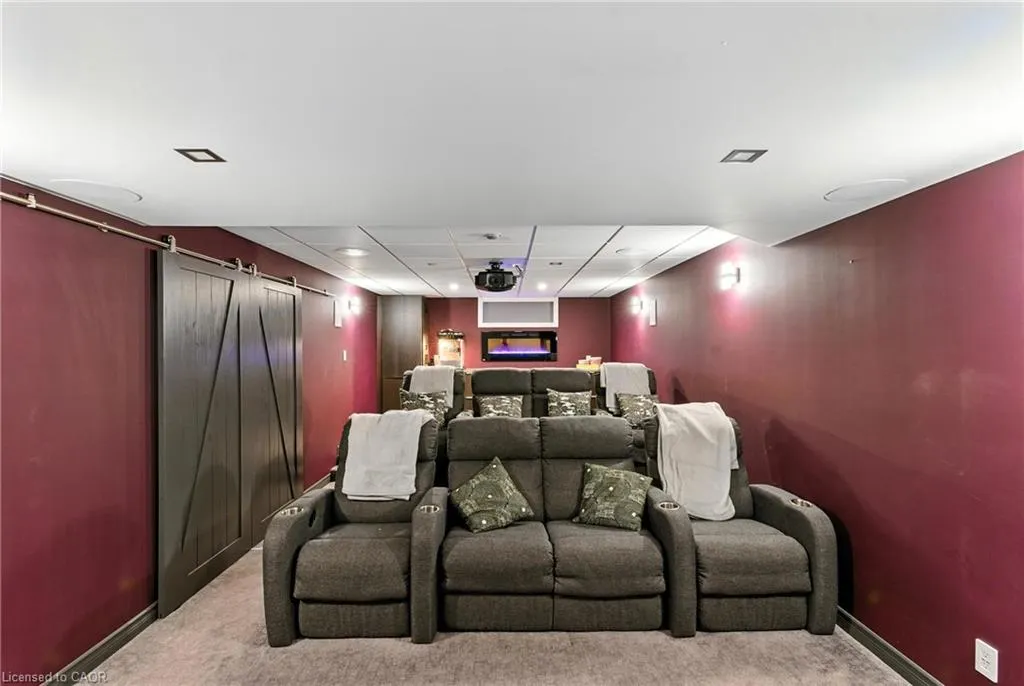 114 Armour Crescent