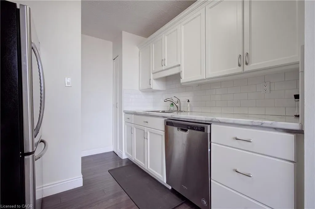 222 Jackson Street W, #1406