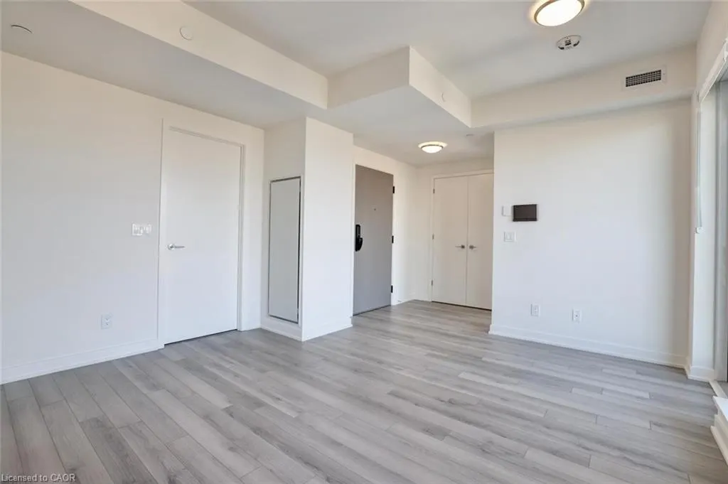 3079 Trafalgar Road, #1308