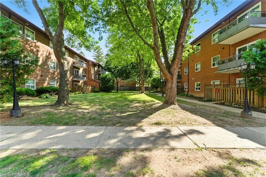 612 Grey Street, #7