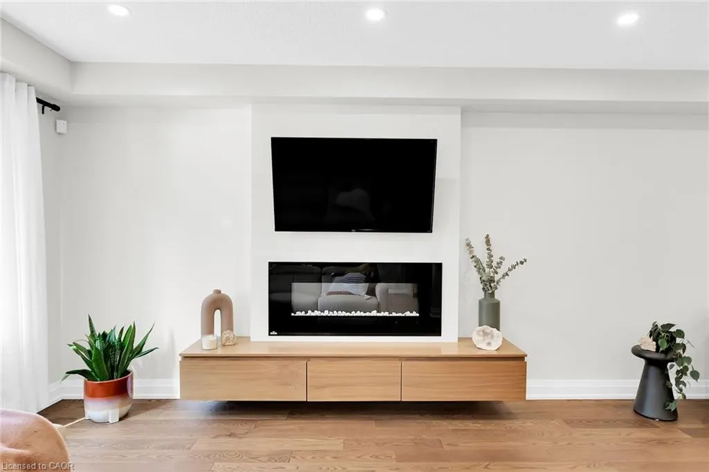 29 Elderberry Avenue