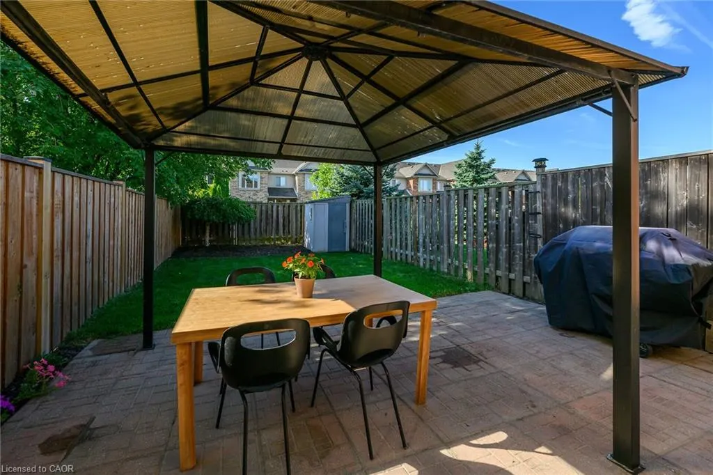 29 Elderberry Avenue