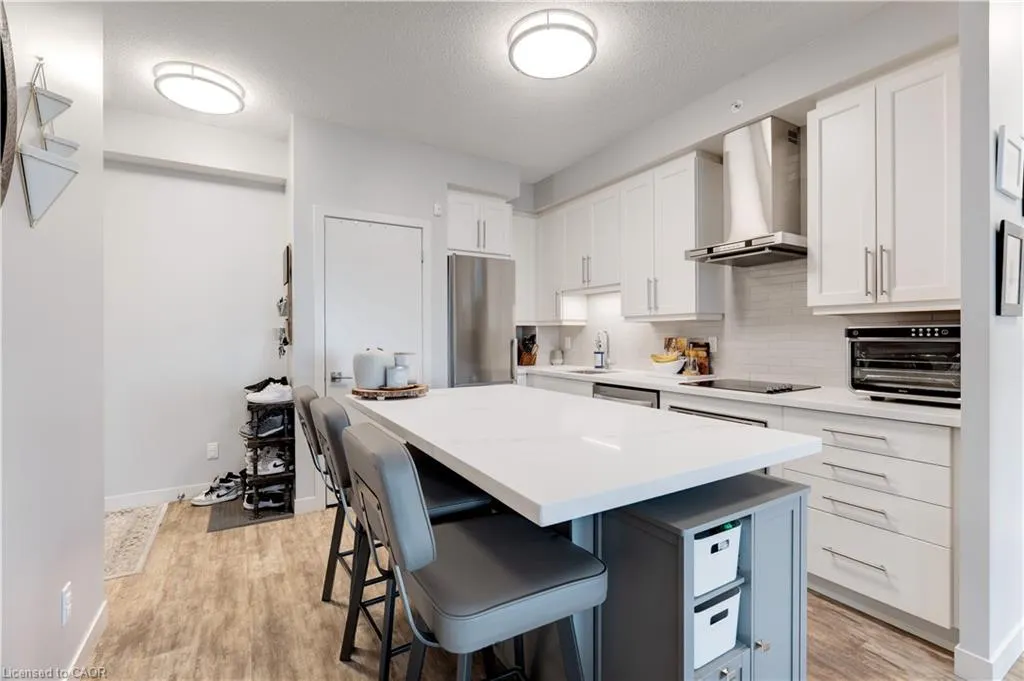 2081 Fairview Street, #1003
