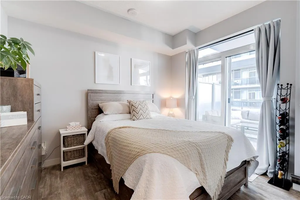 2081 Fairview Street, #1003