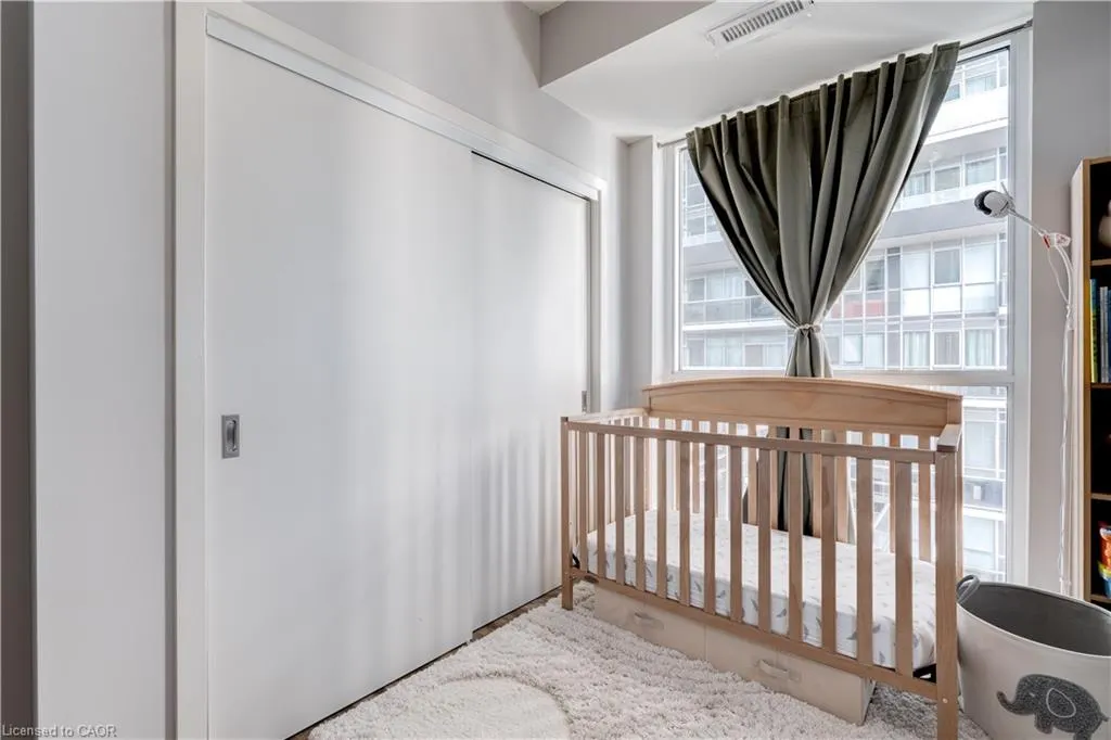 2081 Fairview Street, #1003