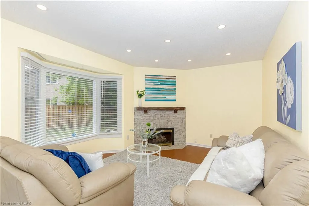 5028 Northern Lights Circle