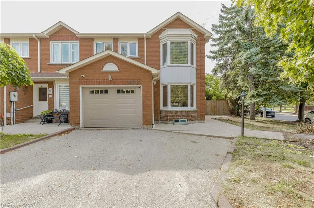 5028 Northern Lights Circle