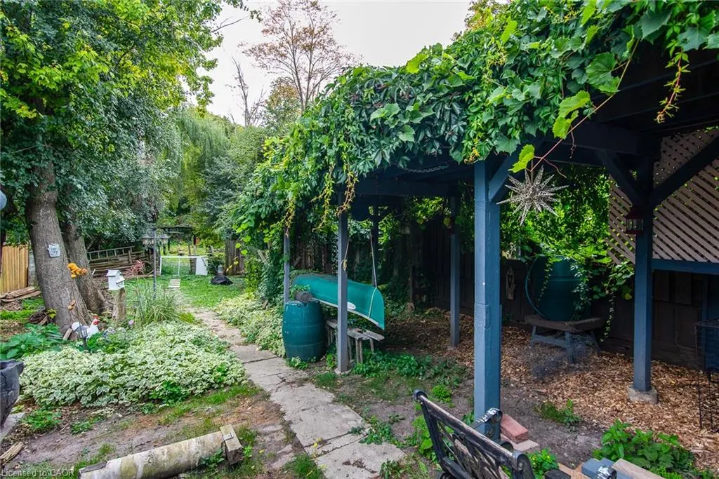 568 Strasburg Road