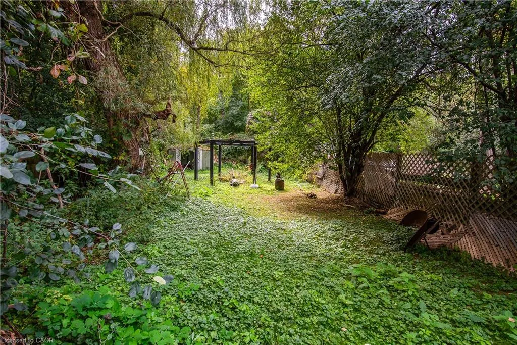 568 Strasburg Road