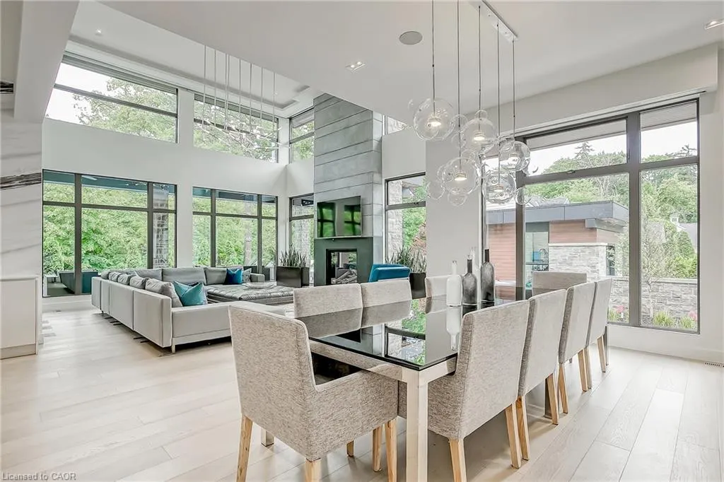 421 Chartwell Road