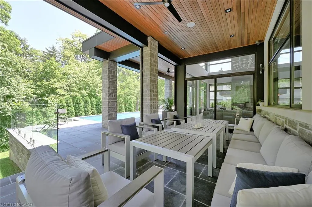421 Chartwell Road