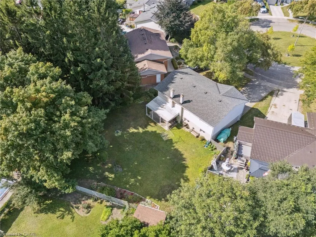 32 Lambert Place