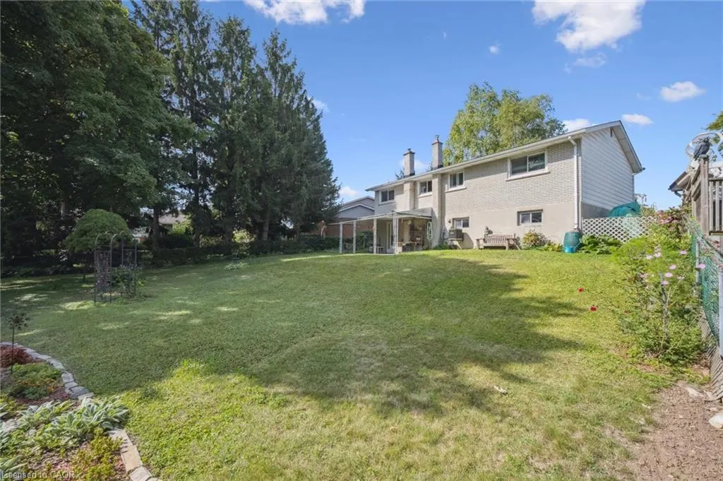 32 Lambert Place