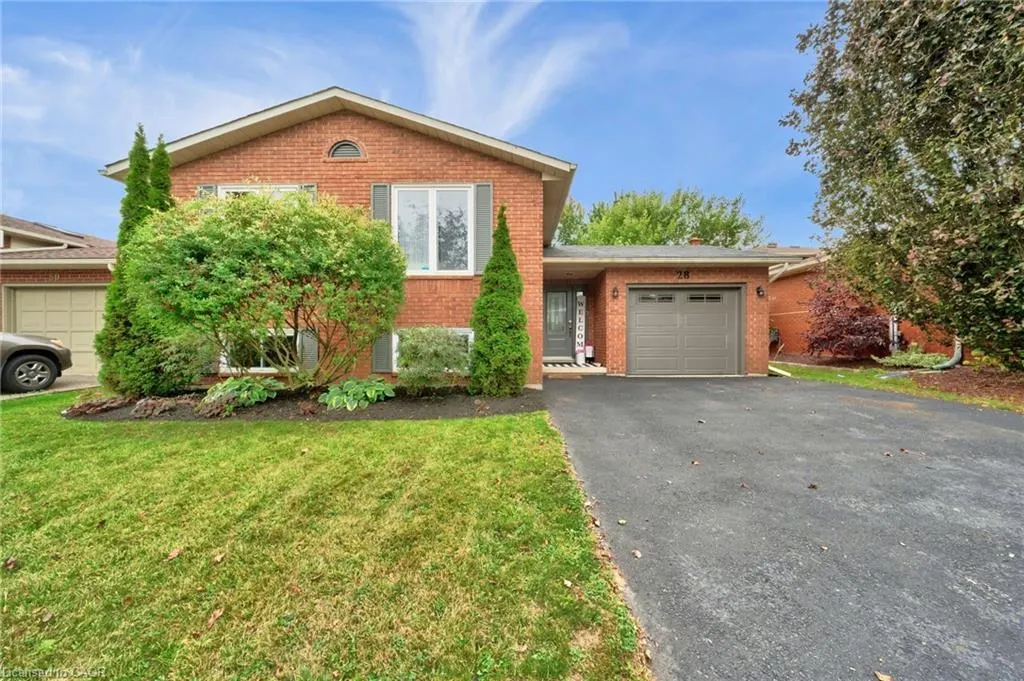 28 Lynden Hill Crescent