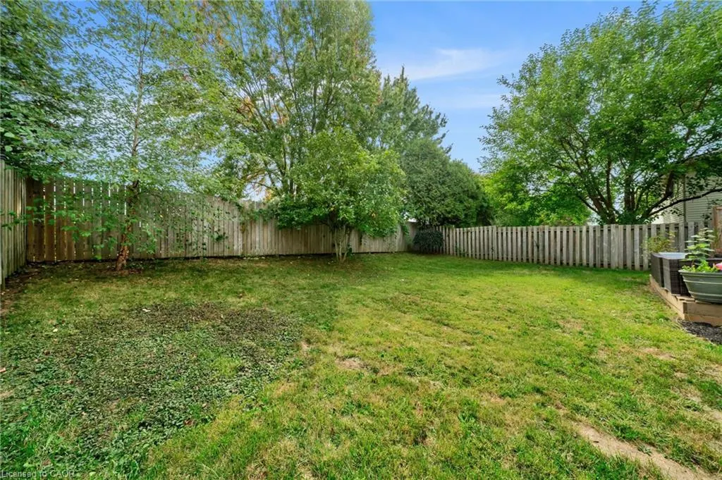 28 Lynden Hill Crescent
